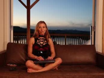 saraloverays chaturbate stream image