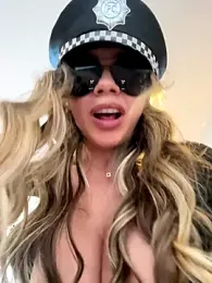 alicee16 stripchat stream image