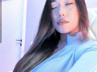 akura011 camsoda stream image