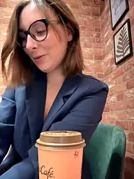 The_Snowwhitee stripchat stream image