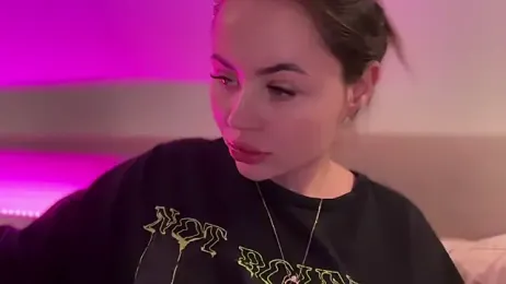 AlmaryKim stripchat stream image