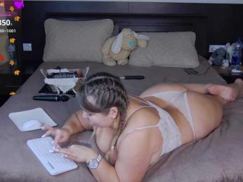 FLUFFY_BEAUTY bongacams stream image