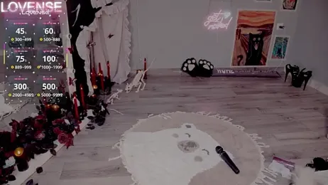 Careful_i_bite stripchat stream image