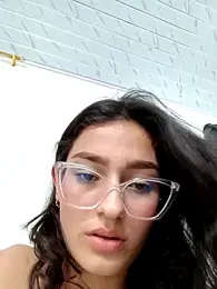 Ary-18 stripchat stream image