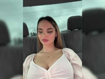 LedyMiya bongacams stream image