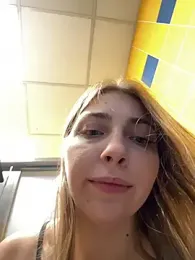 Sunny___Bunny stripchat stream image