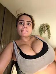 valeria2019hot stripchat stream image