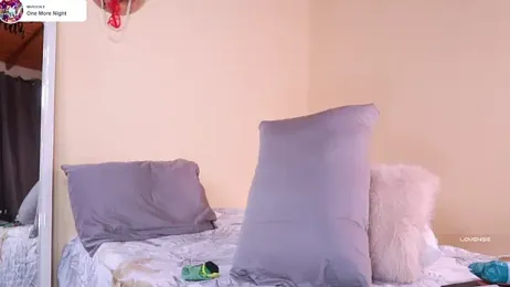 annie22love stripchat stream image