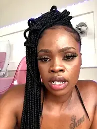 LuciousLips96 stripchat stream image