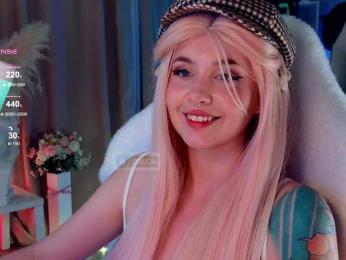 HoneyCherry bongacams stream image