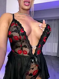 KirstieVegas stripchat stream image