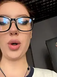 DianaGlow stripchat stream image