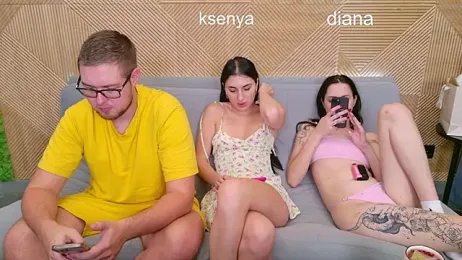 Ksenny stripchat stream image