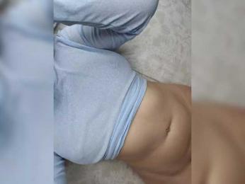 Angelia22 bongacams stream image