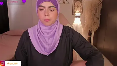 shayla_18 stripchat stream image