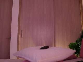 emilybell camsoda stream image