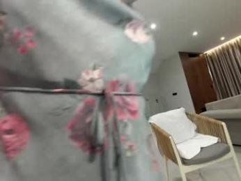 ehotlovea chaturbate stream image