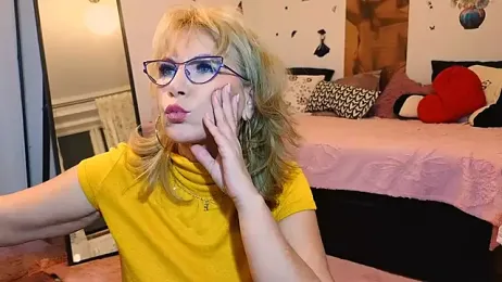 elacoquette stripchat stream image