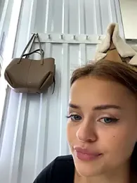 AngelinaTeller stripchat stream image