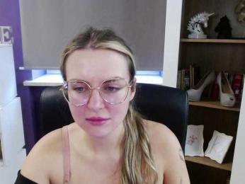 Soft-Zoey bongacams stream image