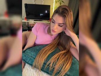 SweetyMia bongacams stream image