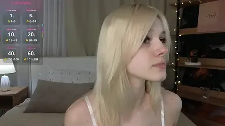 EdlaHewell stripchat stream image