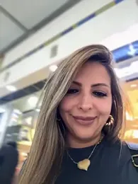 _Abril-Office1 stripchat stream image