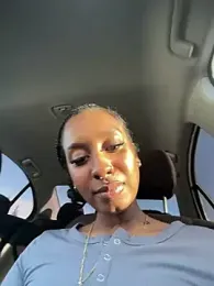 Your_Paris stripchat stream image