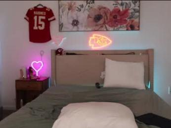 ari_lovexo chaturbate stream image