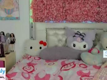 cobie_smoulders_ chaturbate stream image