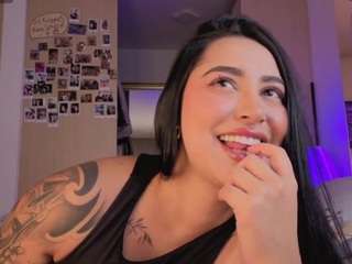 aashleey camsoda stream image