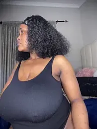 Bustygoddess32 stripchat stream image