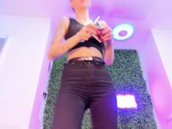 hotfallingdevil chaturbate stream image