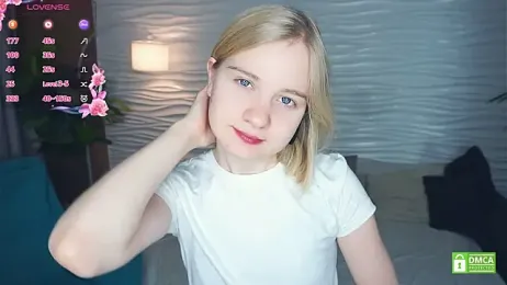 OdelinaFicken stripchat stream image