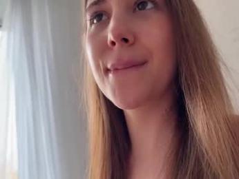 denobluora chaturbate stream image