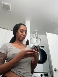 Your_Paris stripchat stream image