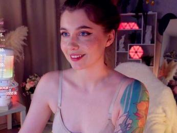 HoneyCherry bongacams stream image