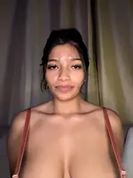 AgathaGeorgiou stripchat stream image