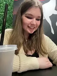 PumaShyXD stripchat stream image