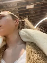 Lia__Love stripchat stream image