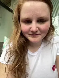 GingerSnap33 stripchat stream image