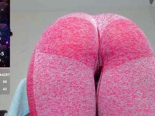 yummyass4u camsoda stream image