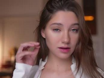 mia_dynasty chaturbate stream image