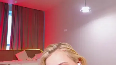 StarrShinee stripchat stream image