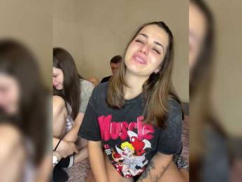 Cherry-berryMax98 bongacams stream image