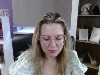 Soft-Zoey bongacams stream image