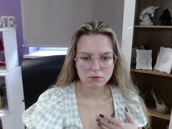 Soft-Zoey bongacams stream image