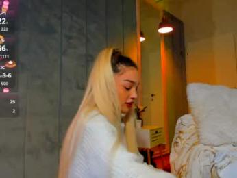 sassyt33n chaturbate stream image