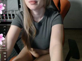 crystalyss bongacams stream image