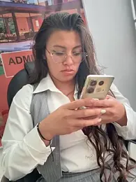 LIZ-06_ stripchat stream image